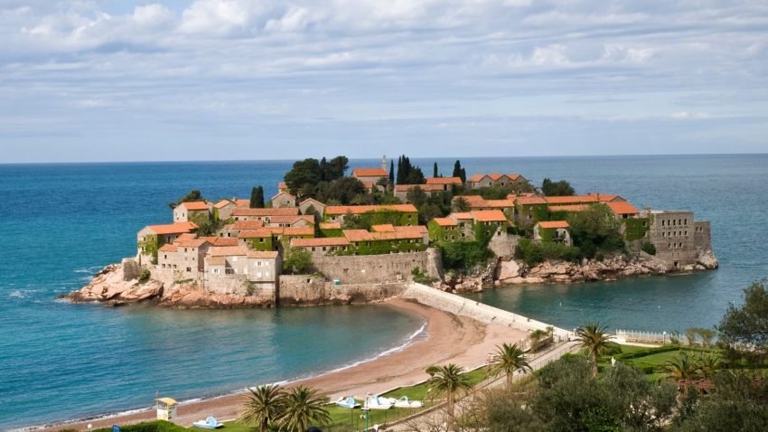 Sveti Stefan sala Juodkalnijoje - Janikės kelionės